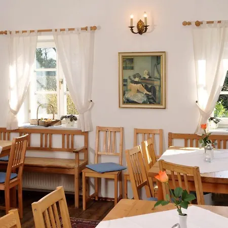 Hotel Stoffbauer Gmbh 3*